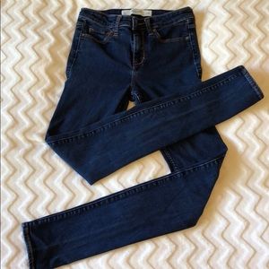 SALE ⭐️ Abercrombie skinny jeans